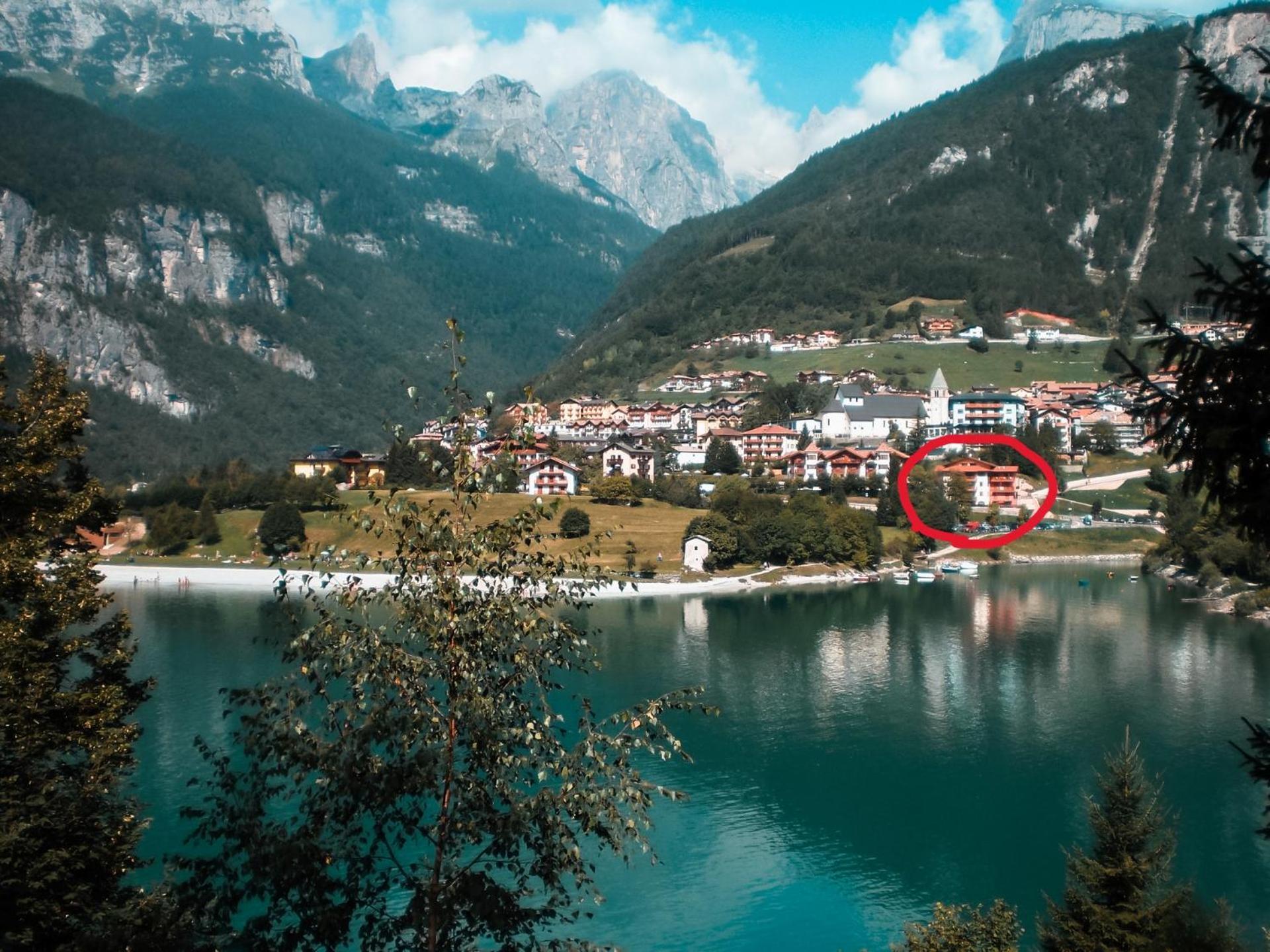 Attico Con Vista Sul Lago E Montagne A Molveno Ngoại thất bức ảnh